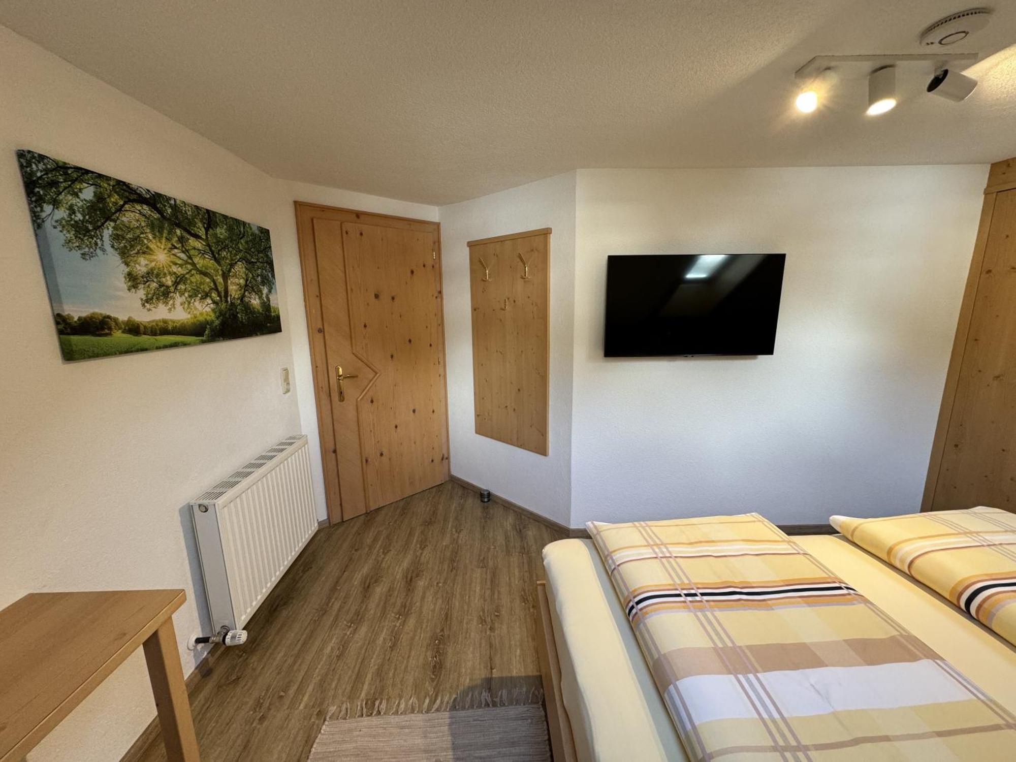 Apartamento Haus St. Bernard Pettneu am Arlberg Exterior foto