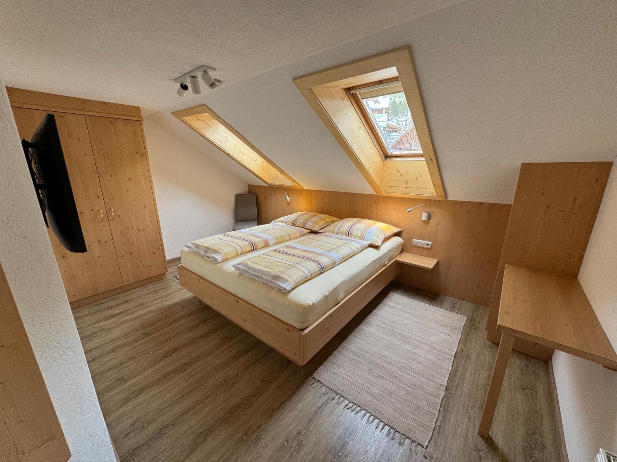 Apartamento Haus St. Bernard Pettneu am Arlberg Exterior foto